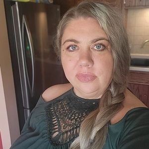 Meet your Posher, Shelly